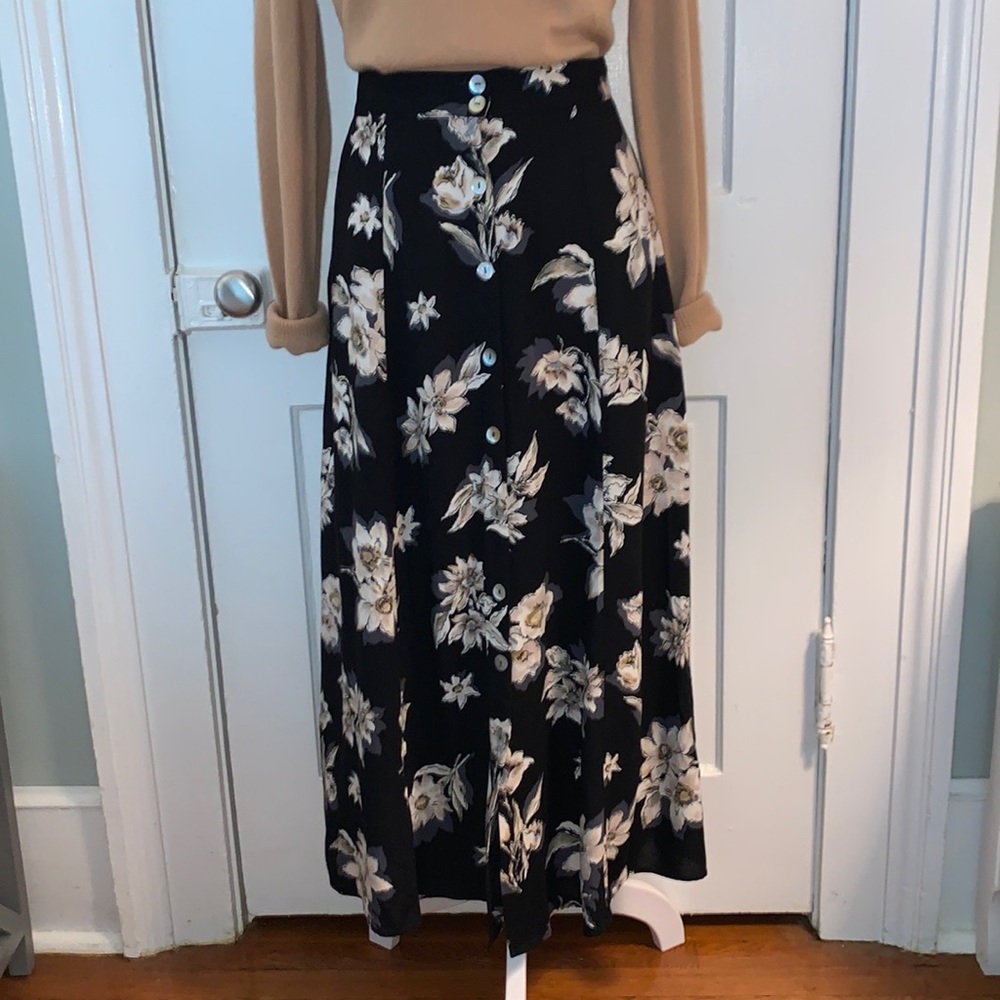 VINTAGE TRES’ PAQUETTE BYER CALIFORNIA FLORAL MAXI SKIRT